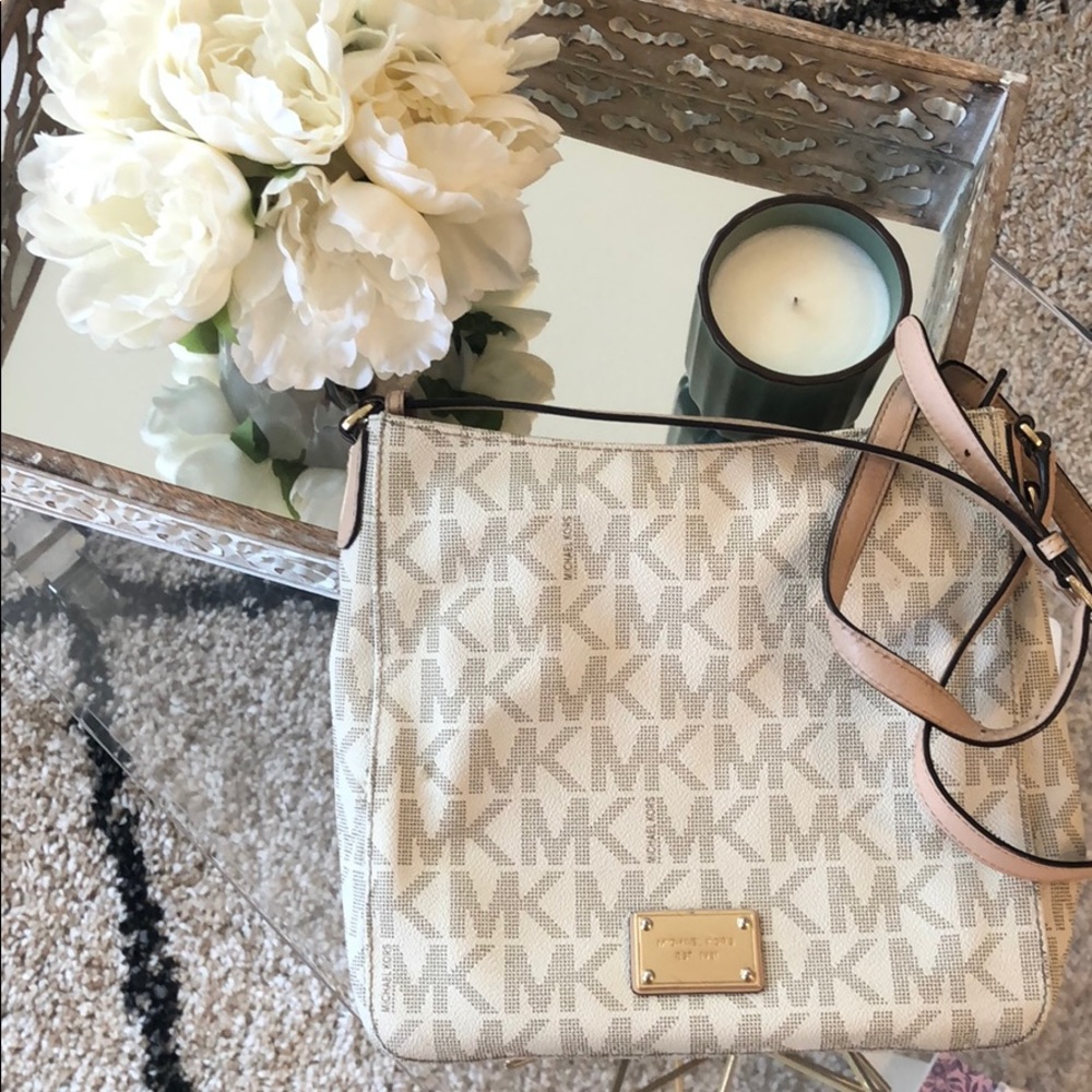 MICHEAL KORS BAG